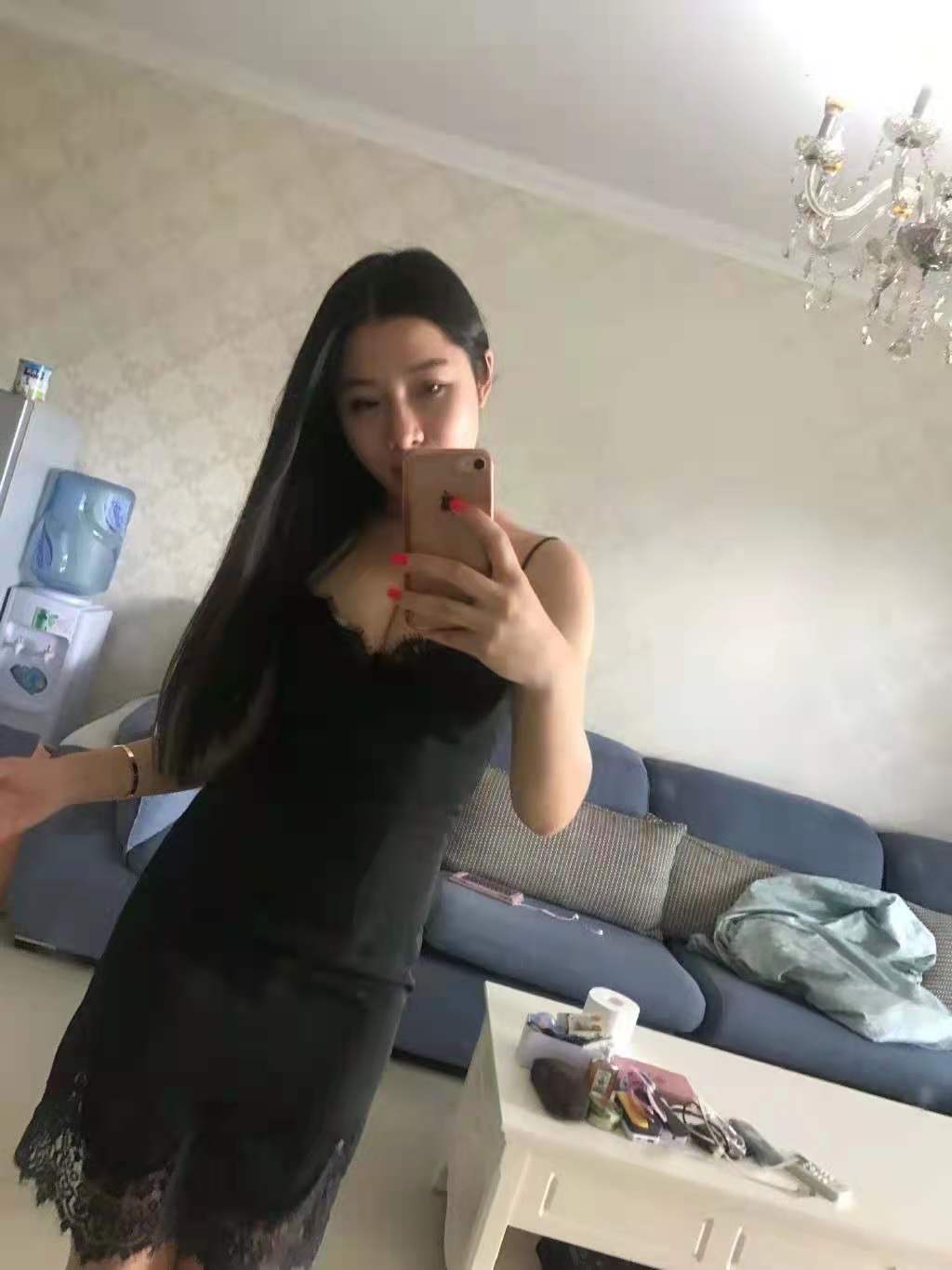 上海腿巨长的小姐姐